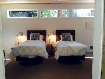 הורסשו ביי Nectar Yoga B&B On Bowen Island מראה חיצוני תמונה